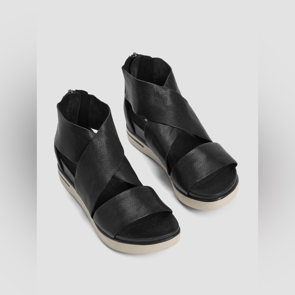 Eileen Fisher Sport Tumbled Leather Sneaker Sandal‎ in Black Size 8